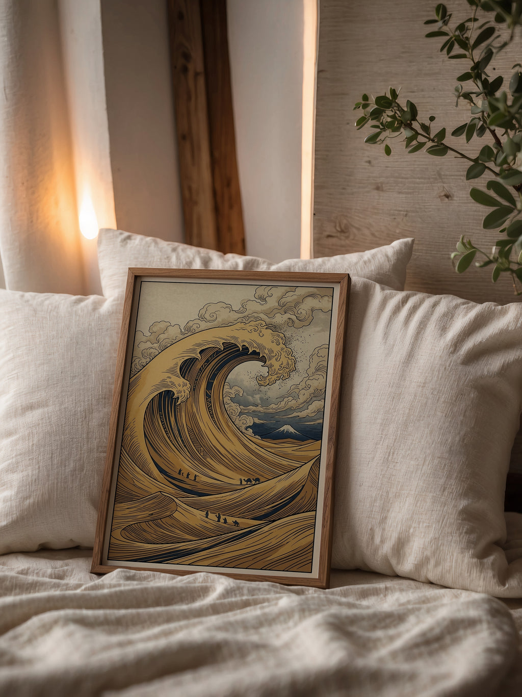Desert Wave Poster i modernt sovrum med jordnära färgpalett och trädetaljer