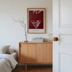 Velvet Cherry Drop Poster – i rum 4
