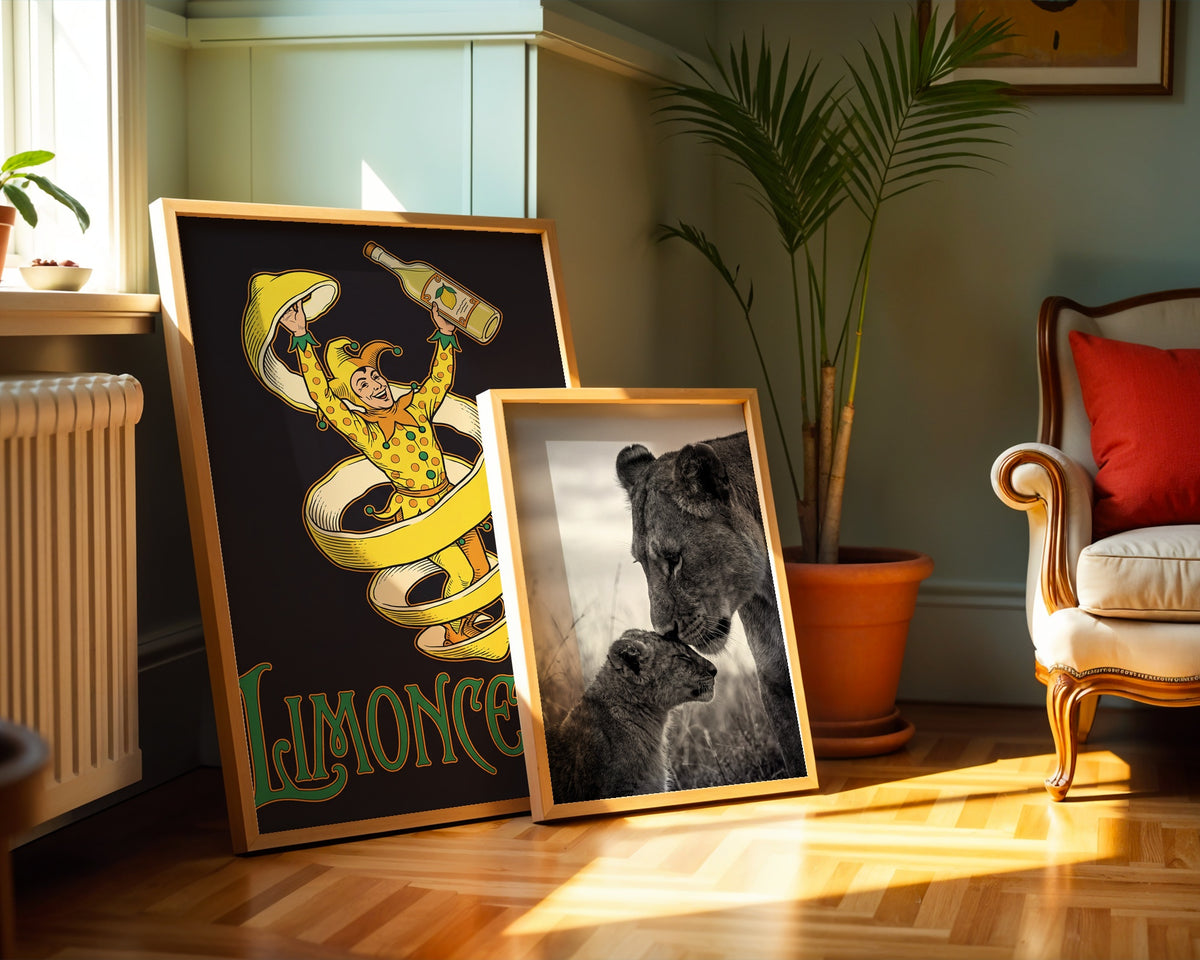 Lioness and Cub Poster – två posters i rum 1