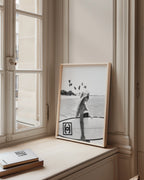 Mockup för Chanel Surf – se hur affischen ser ut inramad på din vägg, Bozetto i hög tryckkvalitet