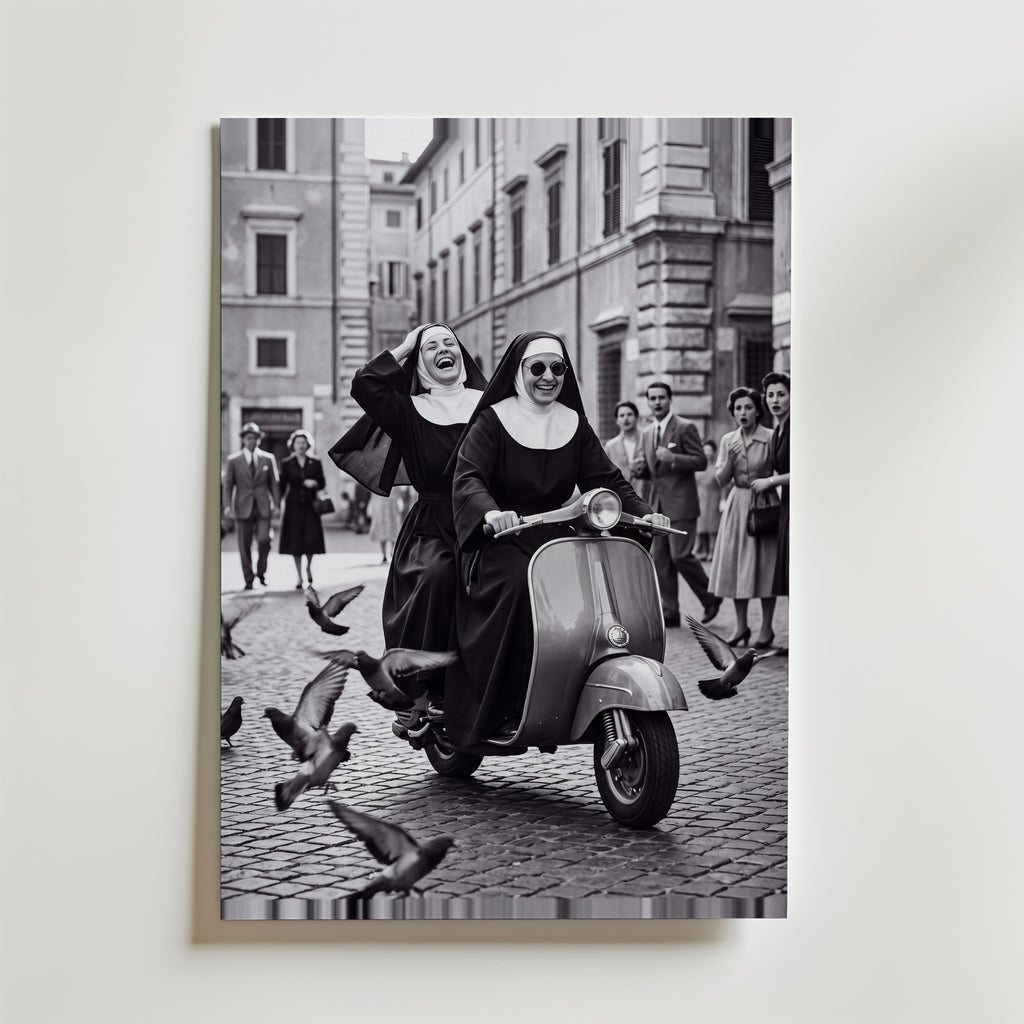 Sisters on a Scooter Poster – canvas utan passepartout