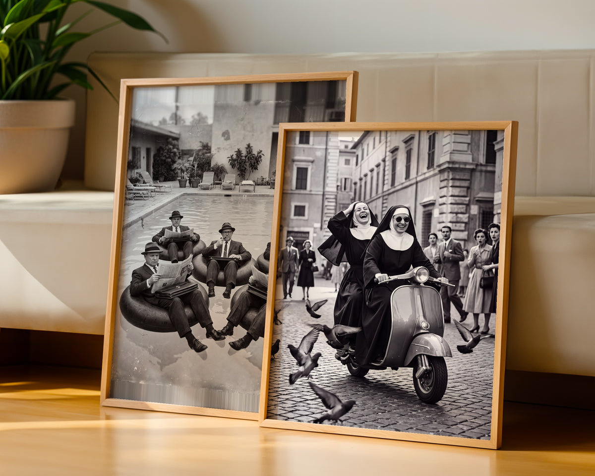 Sisters on a Scooter Poster – två posters i rum 3